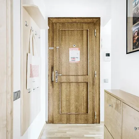 Lil Apartment With Tyn Cathedral View, Parking & Ac Prague Exterior photo