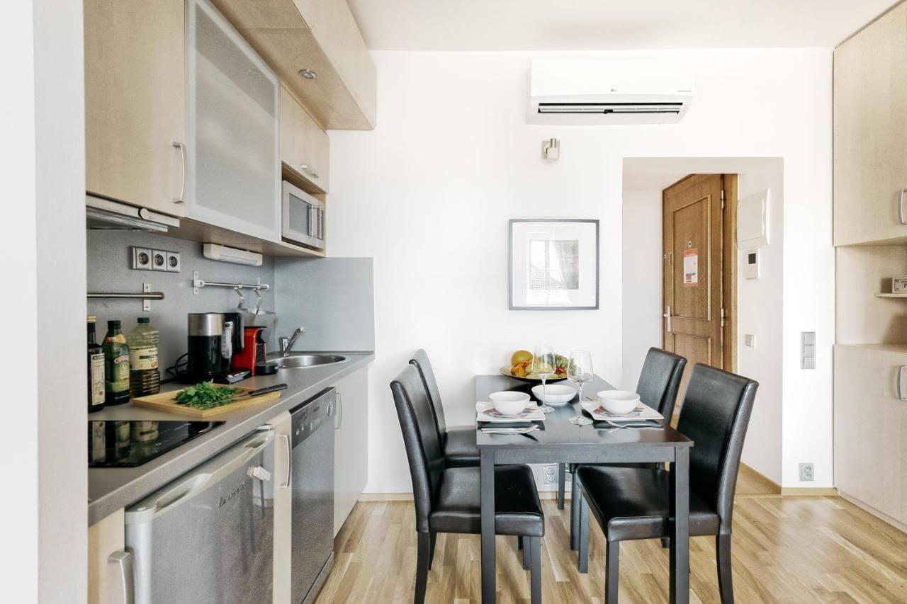 Apartmán Lil With Tyn Cathedral View, Parking & Ac