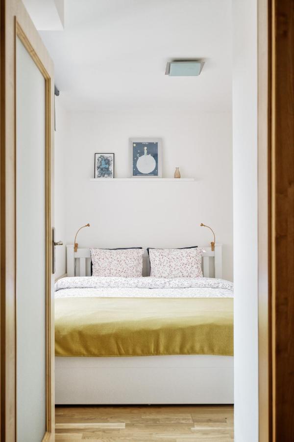 Apartmán Lil With Tyn Cathedral View, Parking & Ac *