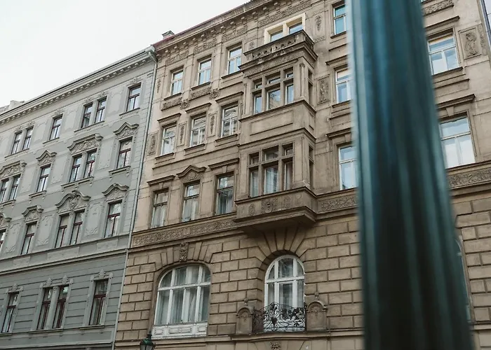Lil Apartment With Tyn Cathedral View, Parking & Ac